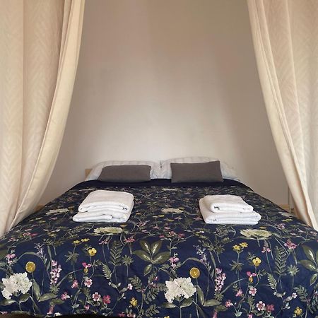 Sentymenty - Apartamenty W Kamienicy Na Mickiewicza Stary Toruń Buitenkant foto
